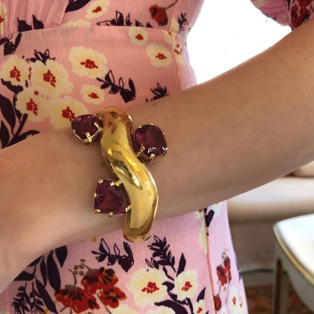 detail of Suzane Belperron gold bracelet