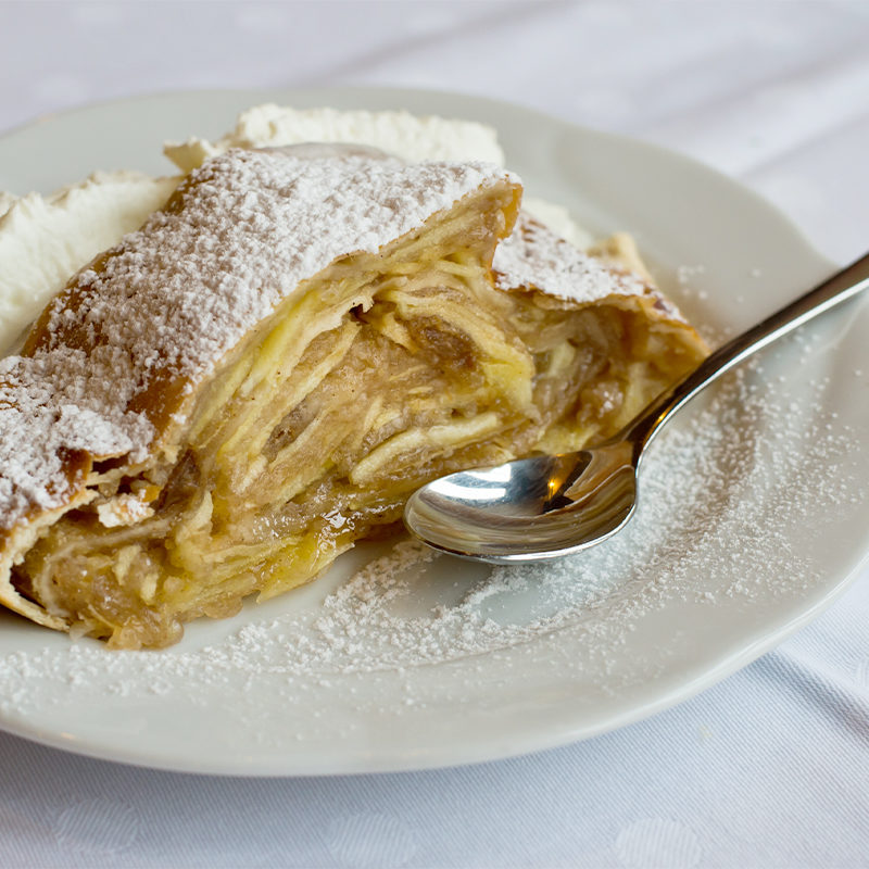 The 5 best cafés to eat apple strudel in Vienna Forget the calories.