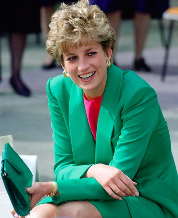 Princess Diana green 90s look.