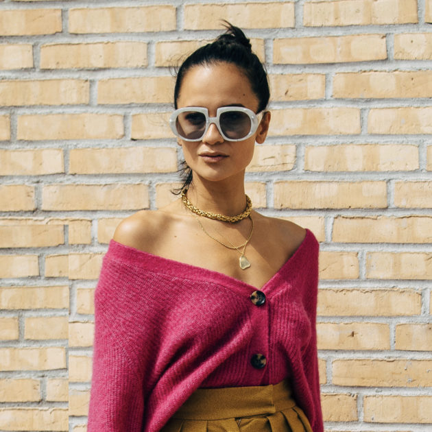Fashionista during CPHFW shows one of the new ways to wear sweaters and update your cardigan this fall.