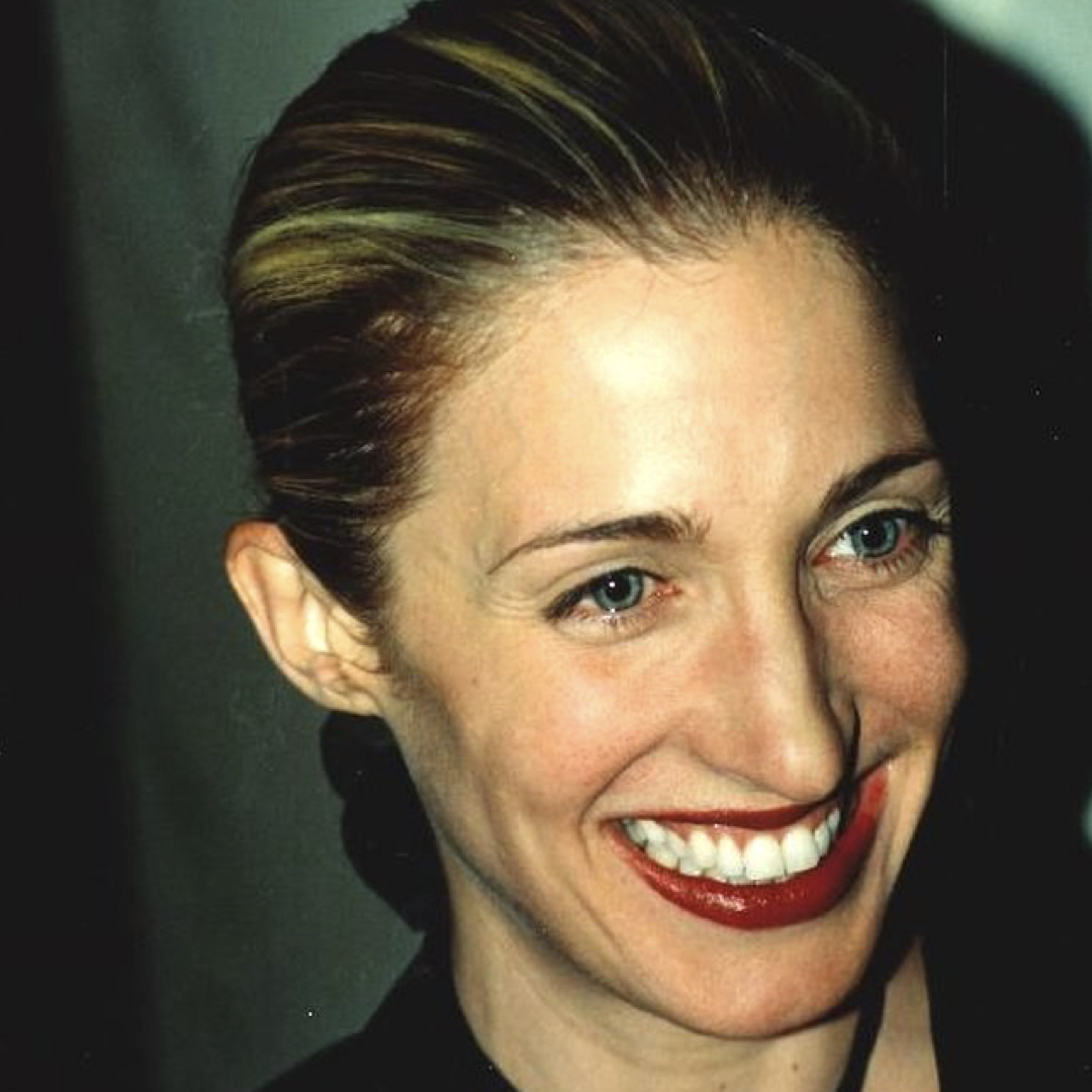 The chic Carolyn Bessette Kennedy.