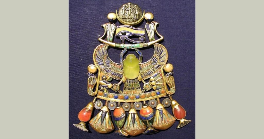 Tutankhamun breast adornment found in his tumb